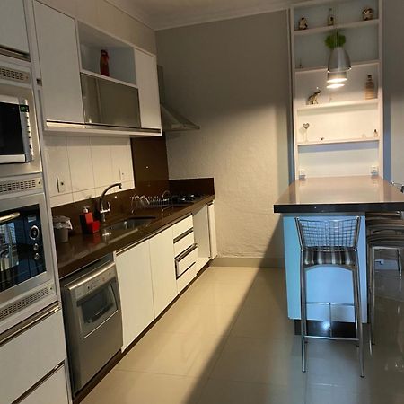 Villa Casa No Centro De Balneário Camboriú Extérieur photo