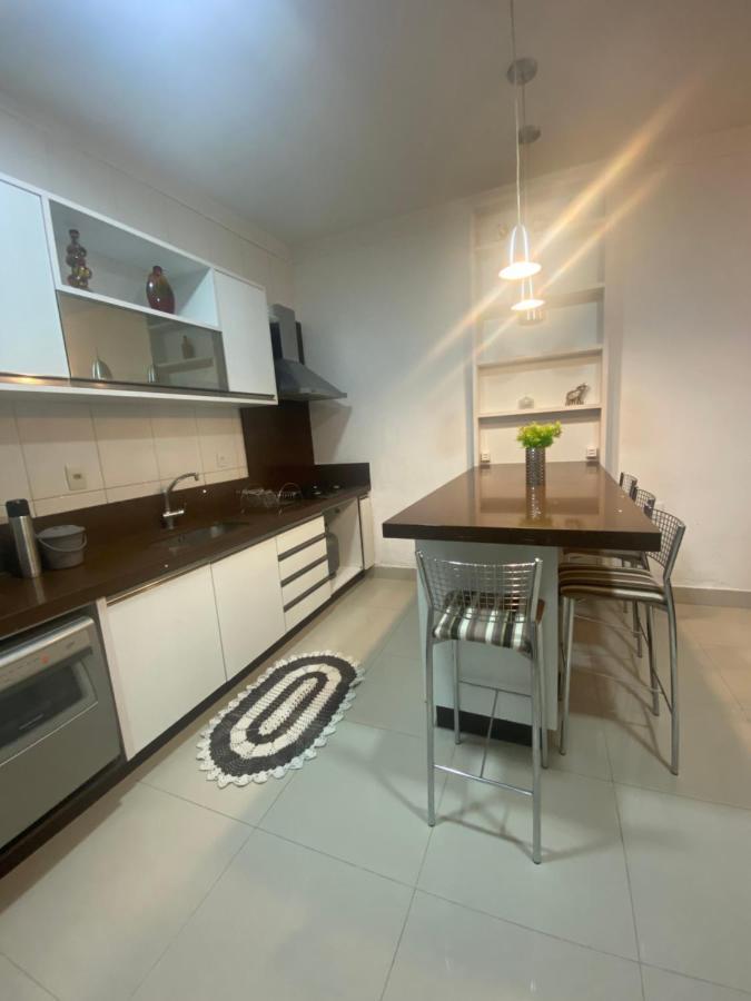Villa Casa No Centro De Balneário Camboriú Extérieur photo