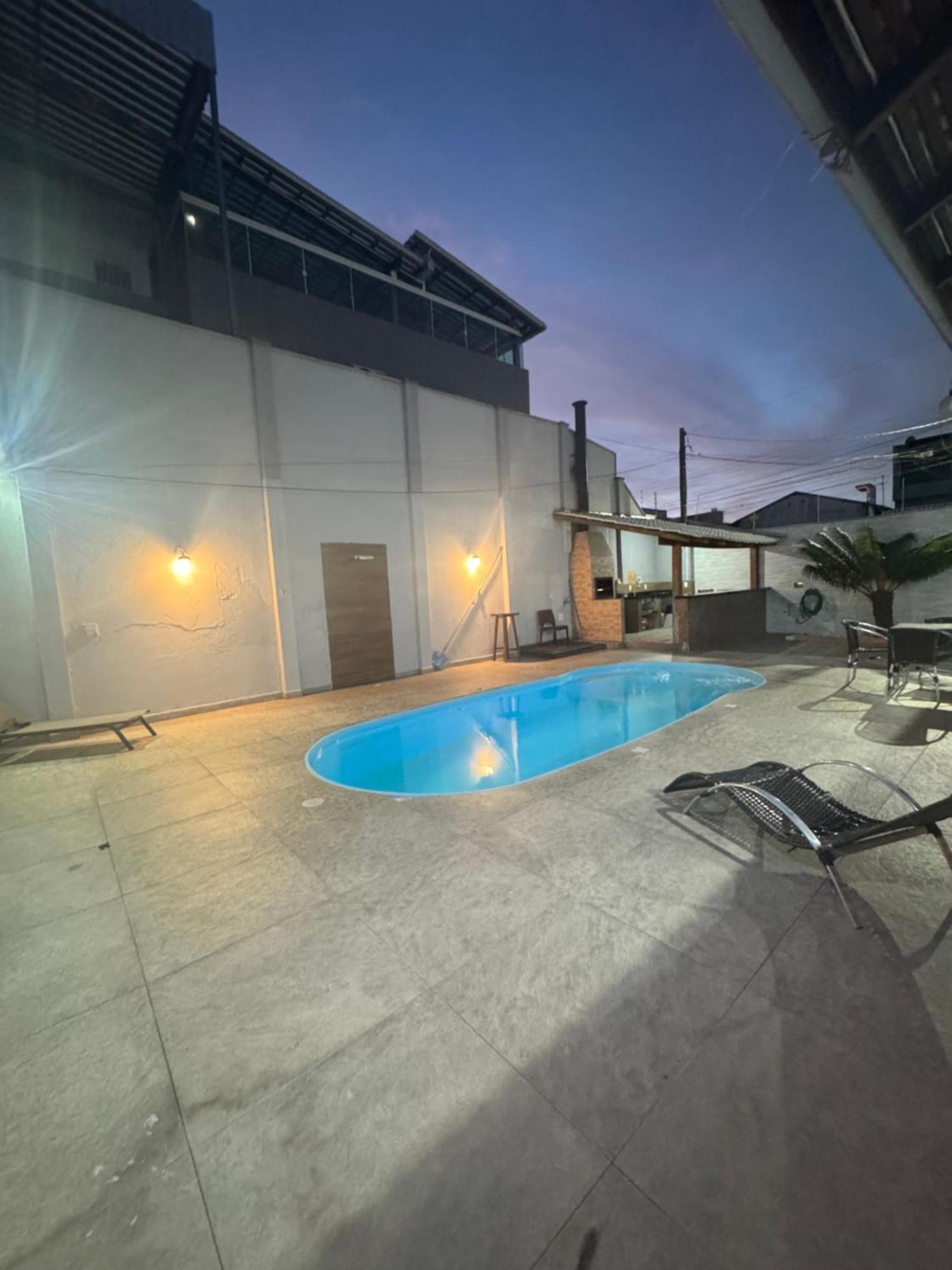 Villa Casa No Centro De Balneário Camboriú Extérieur photo